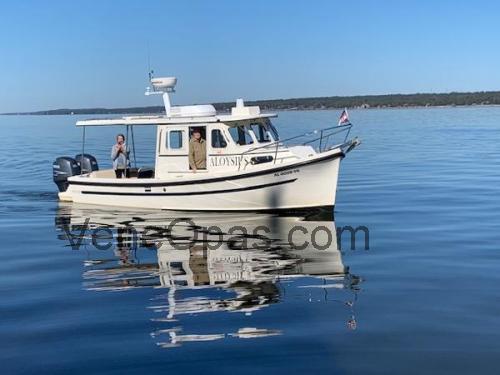 Tekniset tiedot ja arvostelut